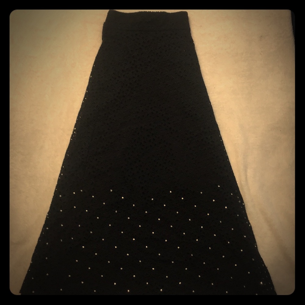 Dazzling black  skirt